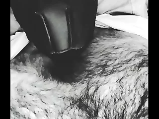 ویدیوی آماتور توله سگ مکزیکی Querétaro طبیعت موی ، مشتاق و مطیع او را نشان می دهد. تماشا کنید که او جنسیت خود را با دیگر مردان همجنسگرا کشف می کند ، و یک تجربه داغ ، بخار و فراموش نشدنی ایجاد می کند.